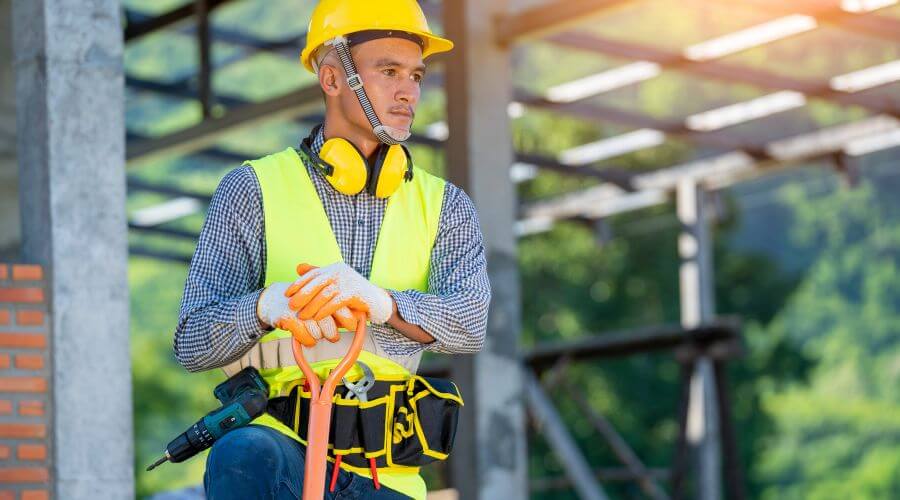 Professional gutter cleaning in Bloomington, WI
